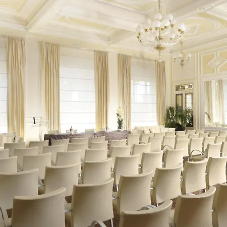 普林西皮迪皮耶蒙特大酒店 5*