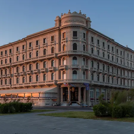 Grand Principe Di Piemonte 5* Viareggio